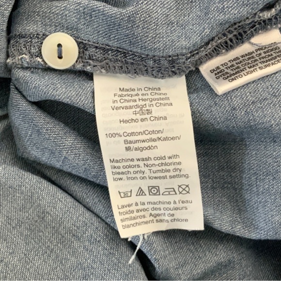 Madewell Chambray Button Down Shirt - Picture 5 of 5